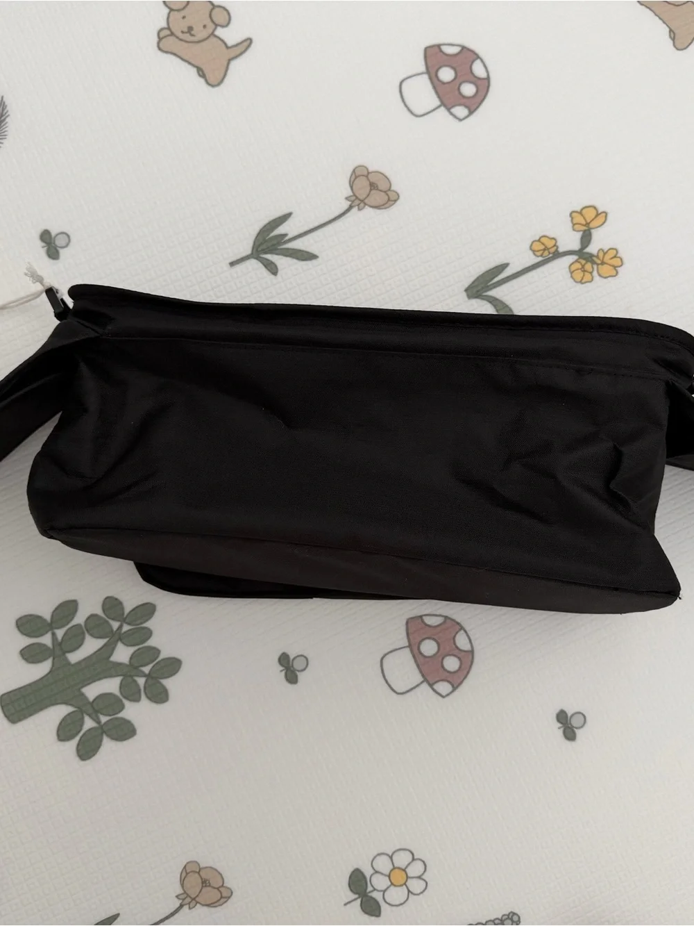 Momcozy Universal Stroller Organizer with Insulated Cup Holder-Black